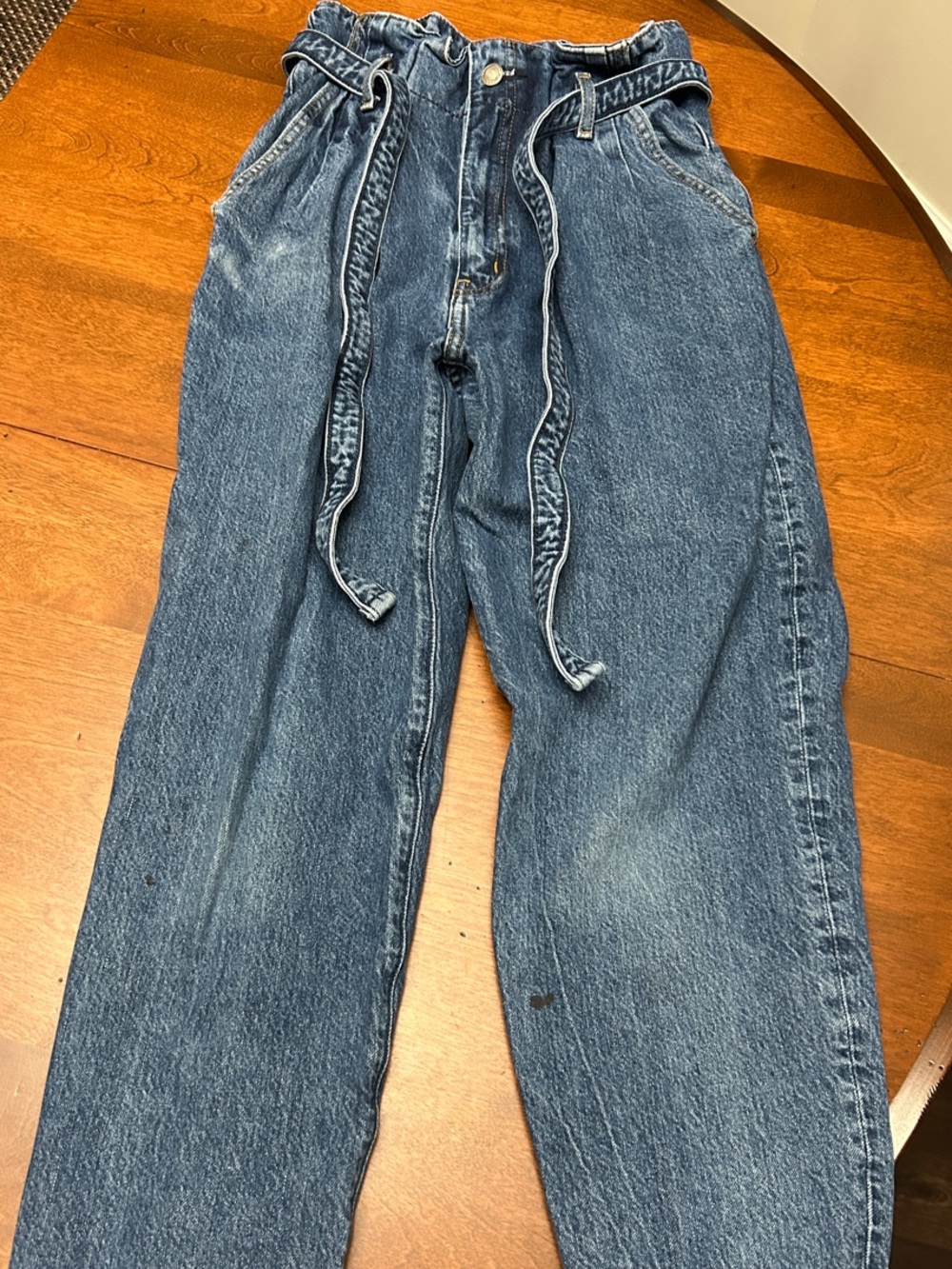 Abercrombie & Fitch High-Rise Paperbag Jeans in Blue Denim